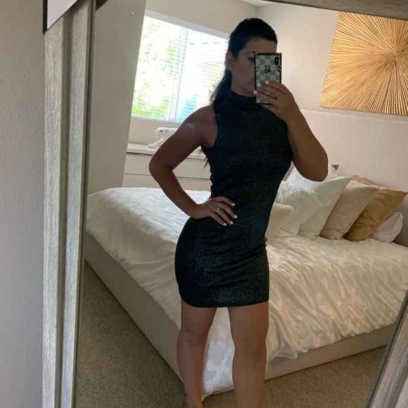 August Silk Turtleneck dress - Picture 2 of 5